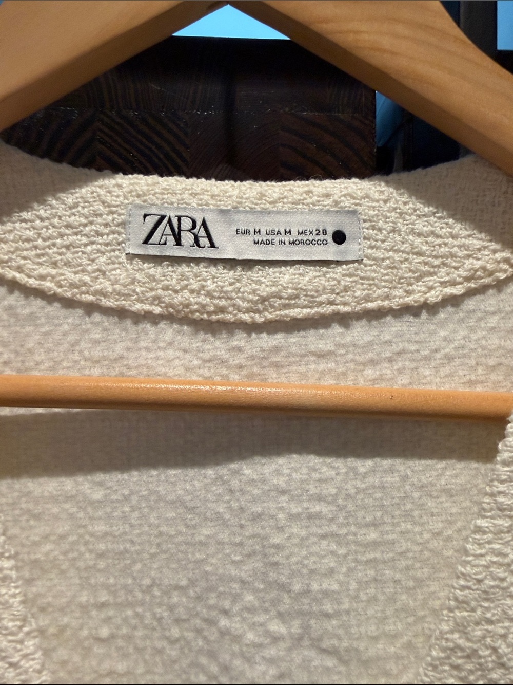 Zara Cream Textured Button-Front Dress Cardigan - Picture 2 of 2